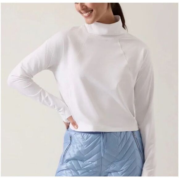 Athleta Whistler Mock Neck Crop Top | White Sz Small - Picture 1 of 7